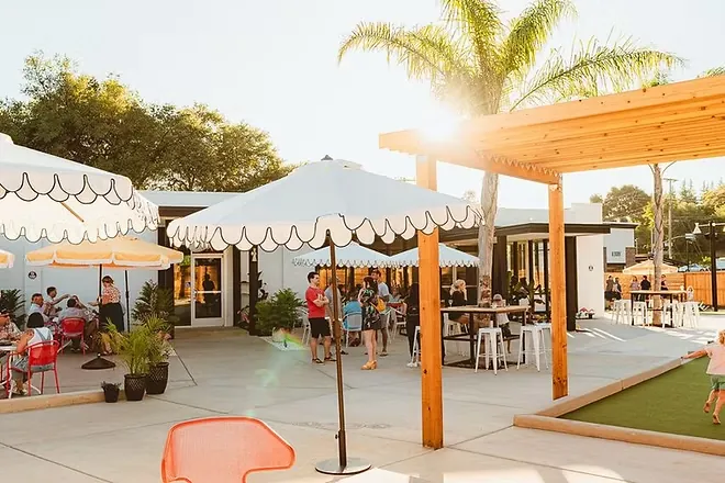 Shangri, la Fair Oaks