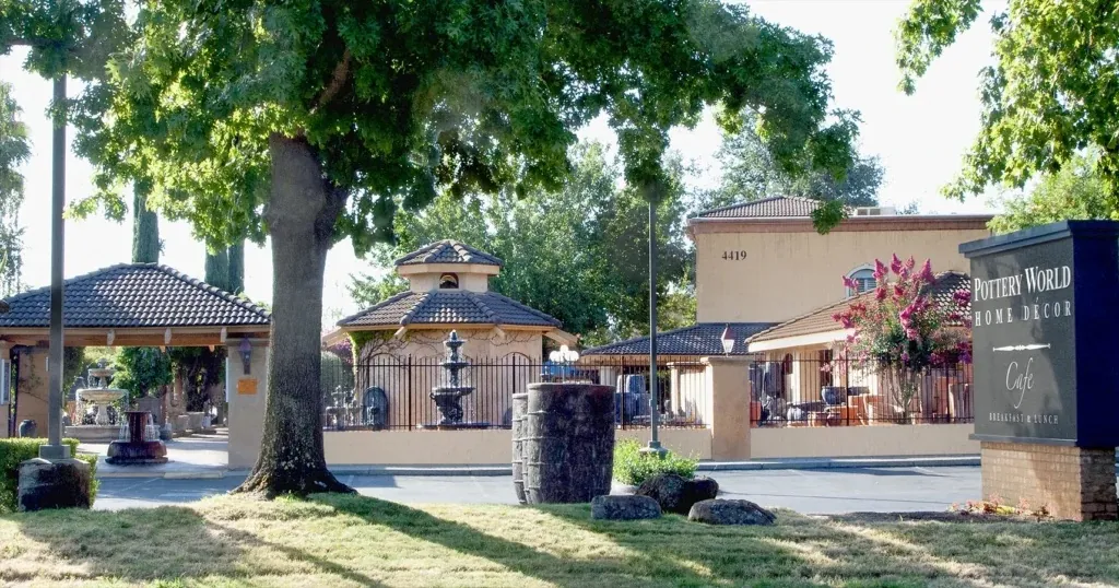 Pottery World Cafe in Rocklin